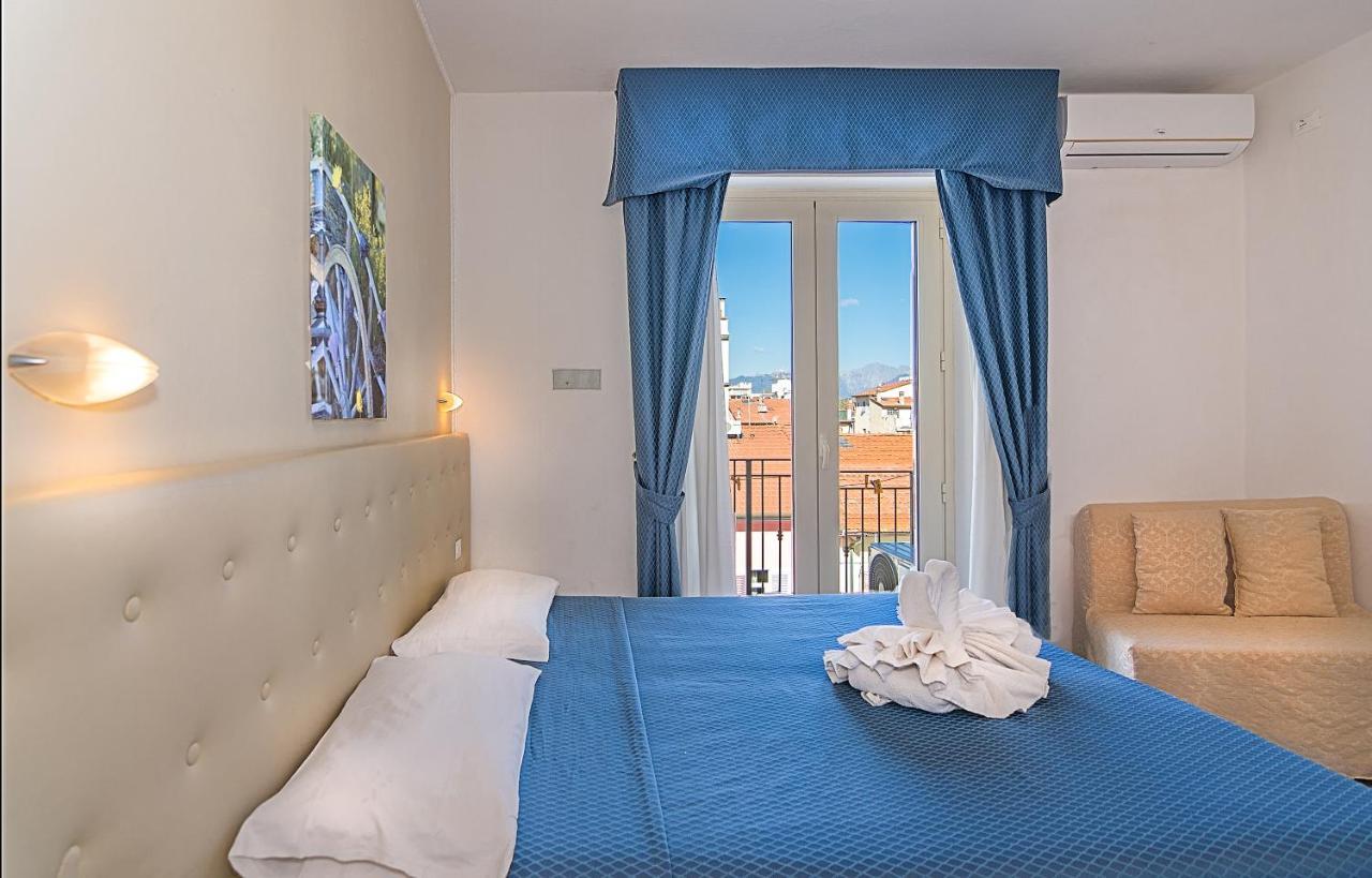 Hotel Caribe В'яреджо Екстер'єр фото